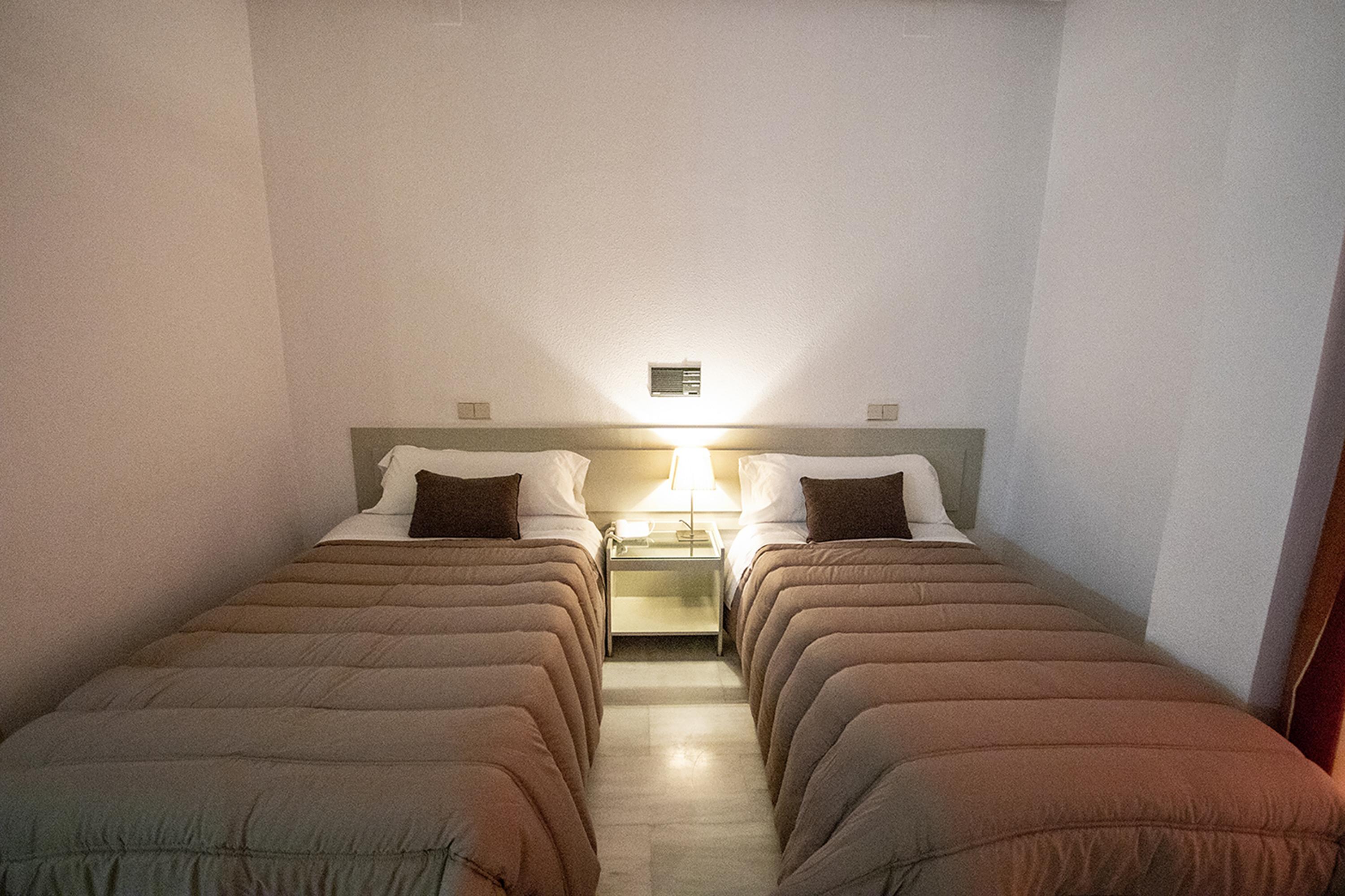 Hospedium Hotel Apartamentos Simon Verde Mairena del Aljarafe Bagian luar foto