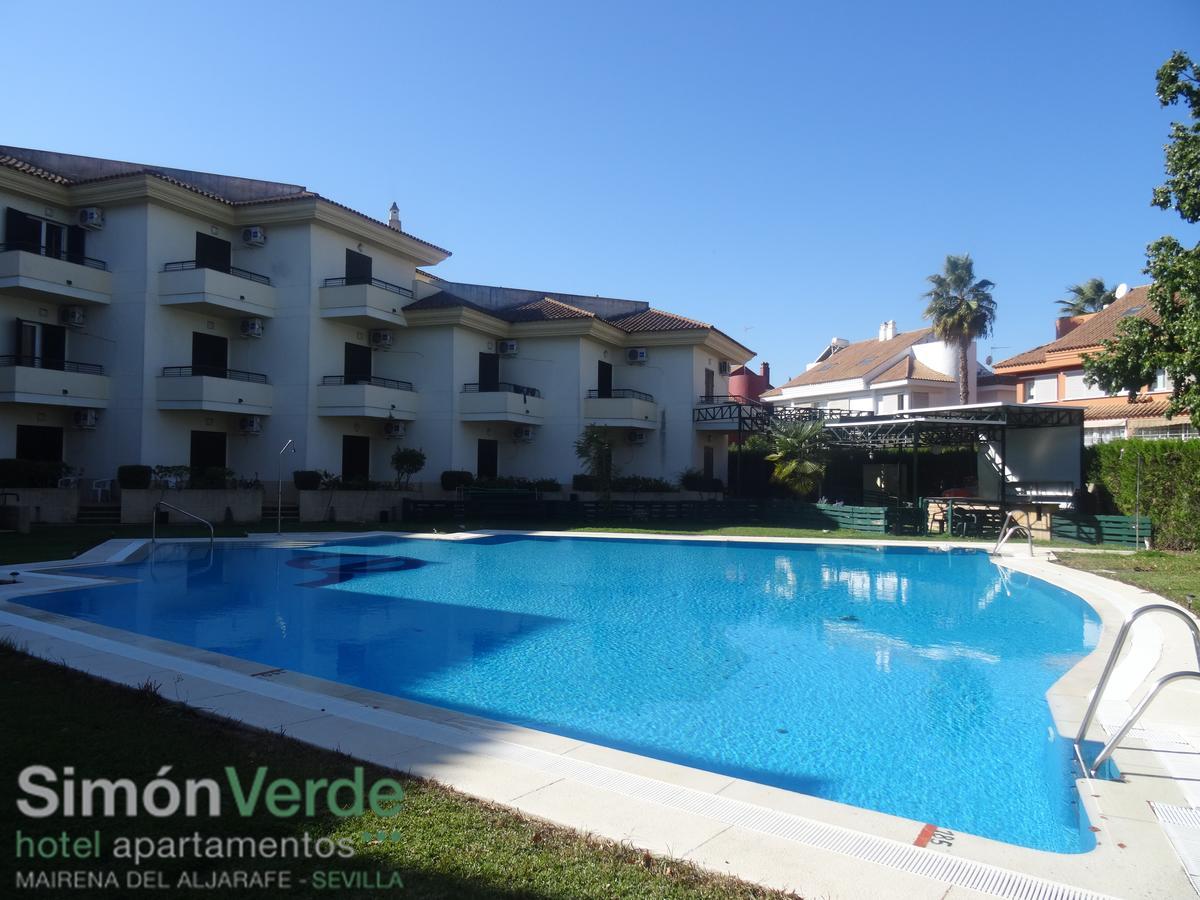 Hospedium Hotel Apartamentos Simon Verde Mairena del Aljarafe Bagian luar foto