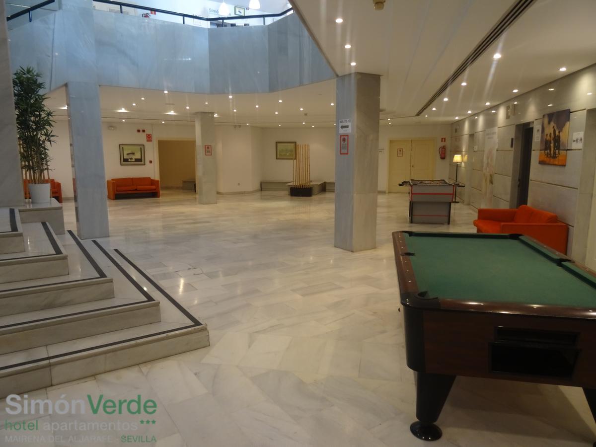 Hospedium Hotel Apartamentos Simon Verde Mairena del Aljarafe Bagian luar foto